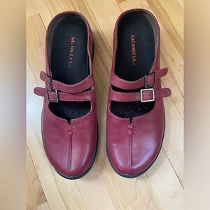 Earth Shoe Kara Monza slip-on leather mules. 9M